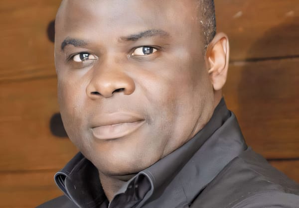 Basile Boli, du foot à la Légion d'honneur